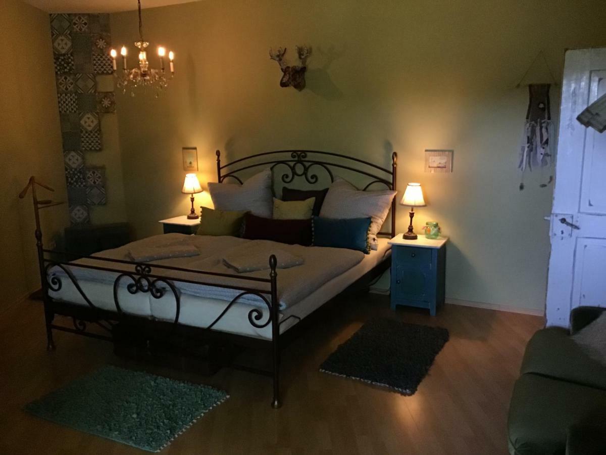 Le Mignon Apartment Illingen  Ngoại thất bức ảnh